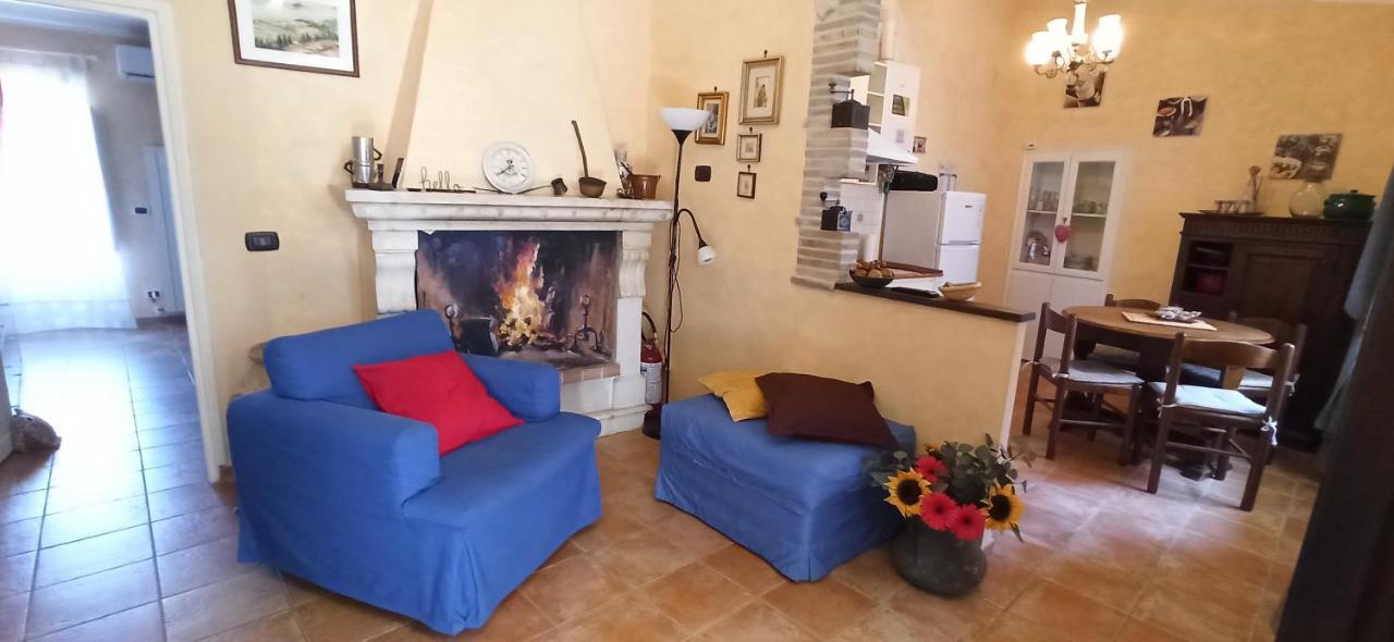 Relax Nell' Antico Borgo Villa Casperia Luaran gambar