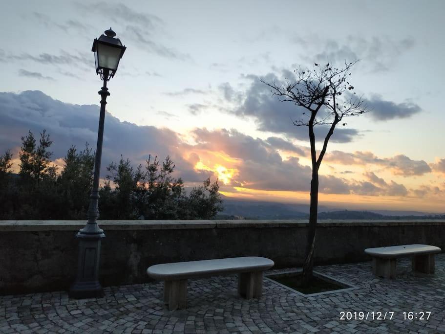 Relax Nell' Antico Borgo Villa Casperia Luaran gambar